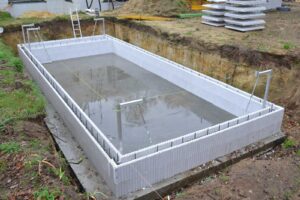 Beton storten zwembad